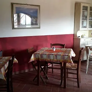agriturismo-santa-adriana.it-tuscanyhotel.com/