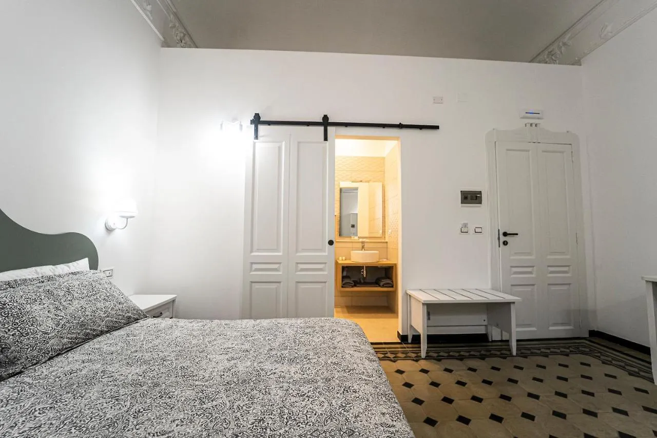 Bed and Breakfast Gli Specchi Di Archimede à Syracuse Couette-café